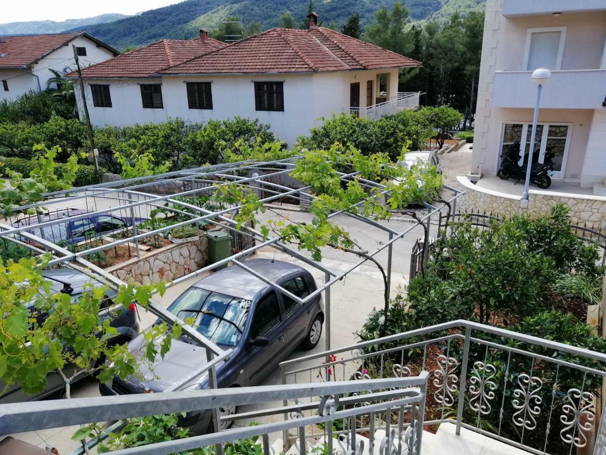 Apartments Emmas Studio Stari Grad  Ngoại thất bức ảnh